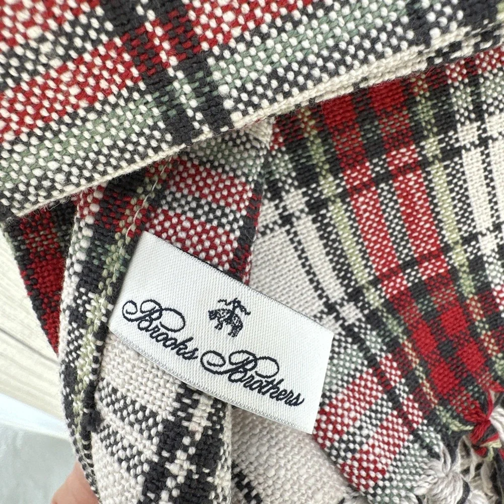 Brooks Brothers Table Runner Oversized Red Tan Tartan Plaid Christmas Holiday